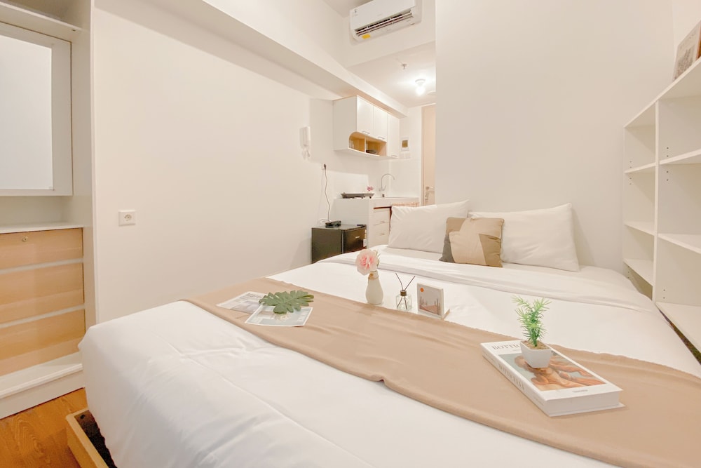 Nice Comfort Studio At Tokyo Riverside Pik 2 Apartment