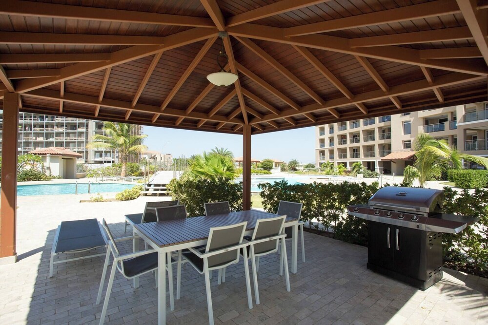 Lovely Sea View,eagle Beach, Oasis Condominium Wifi
