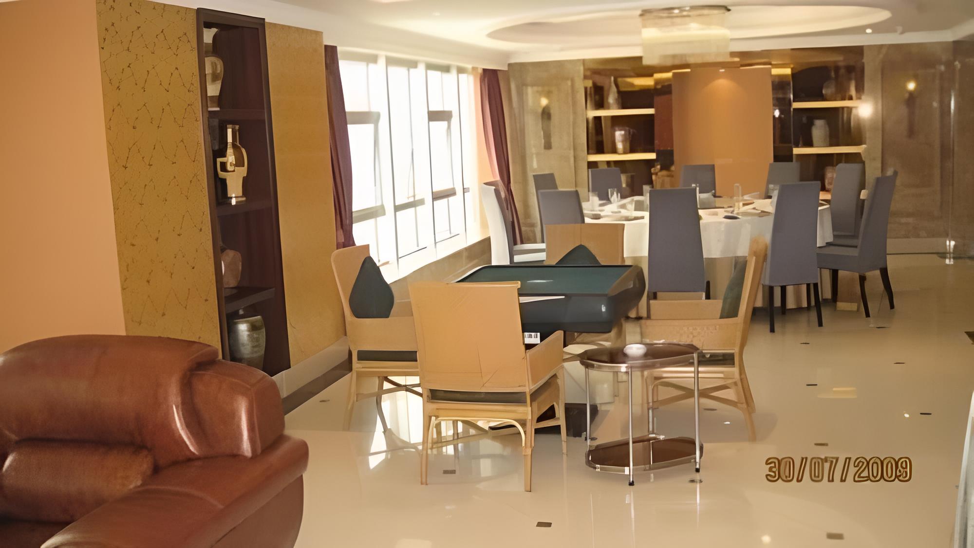 Huaweida Hotel