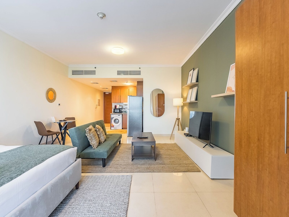 Stylish Studio Escape in the Heart of JLT