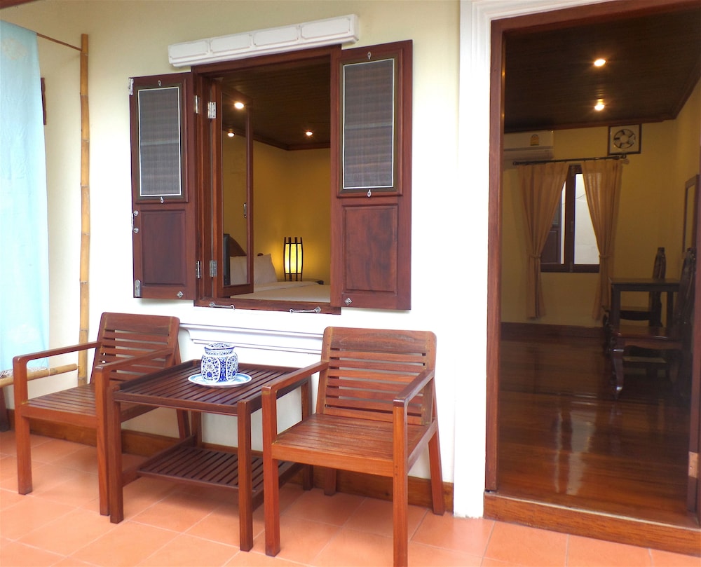 Peninsula Villas