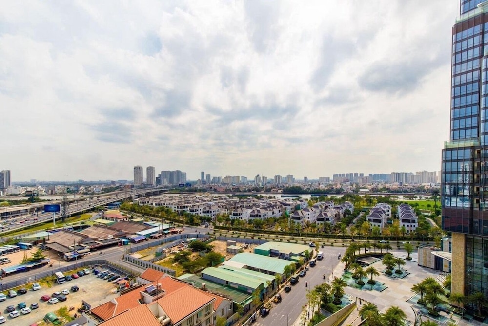 Hoa's Apartment in Vinhomes Central Park