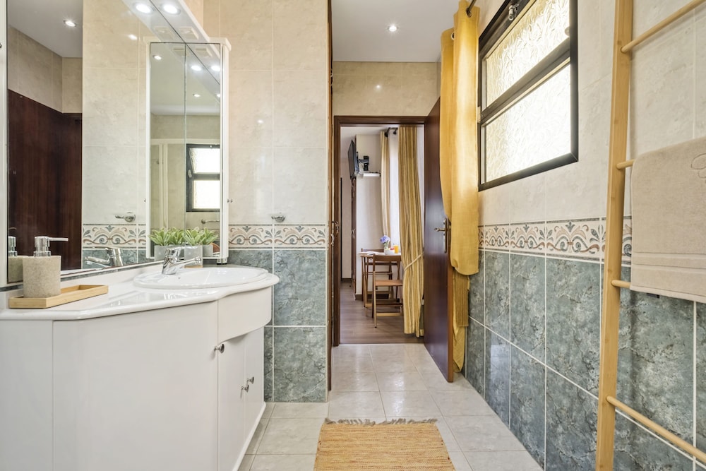 Cozy Apartment 3 by Madeira Sun Travel