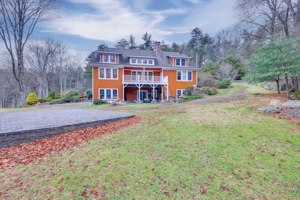 Secluded Family Home Near Hiking in Voluntown!