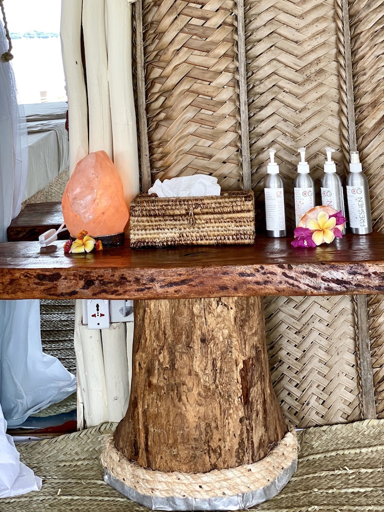 Rock and Sea Resort