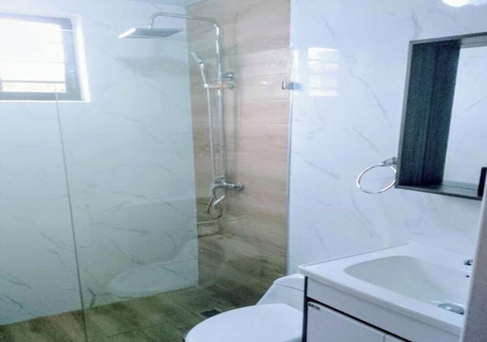 Hermoso Apartamento de Tres Habitaciones