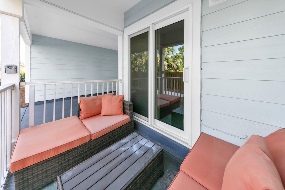 Beachside Villas 412