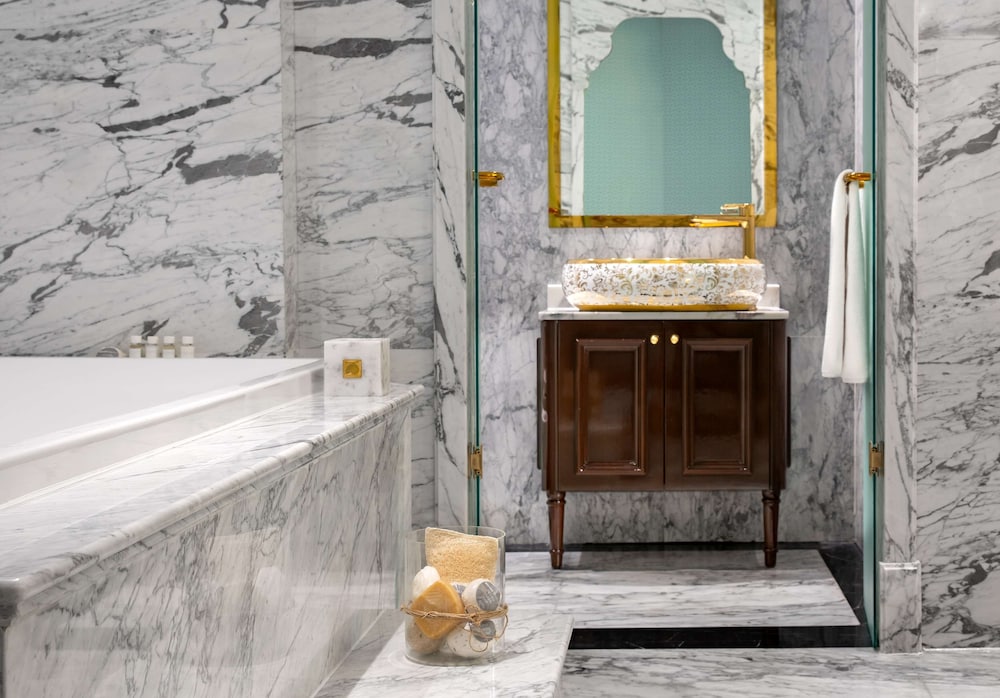 Barcelo İstanbul - Image 31