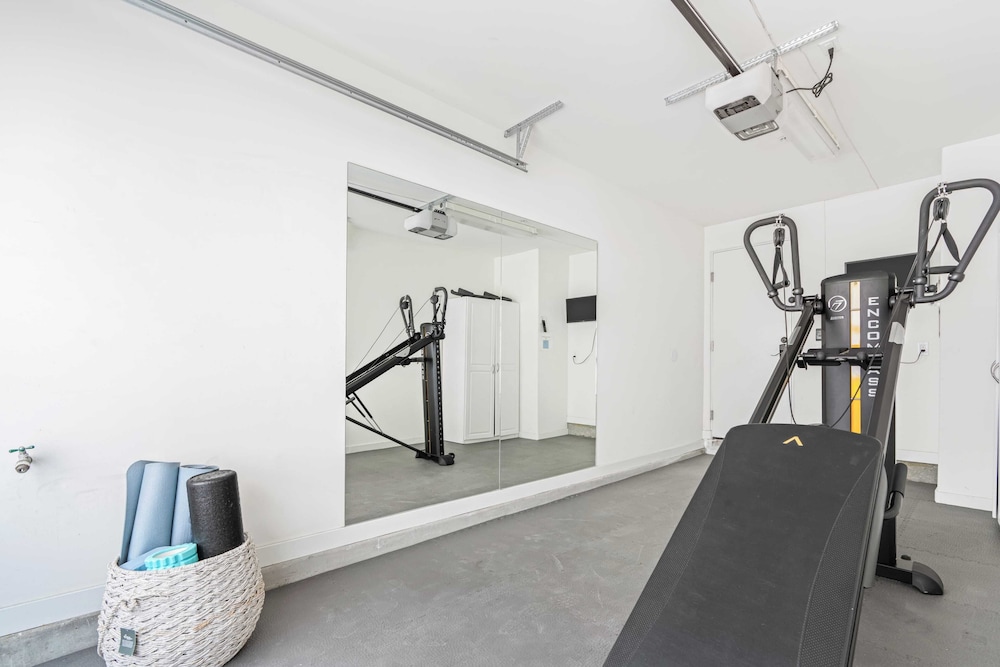 Windansea by Avantstay Private Rooftop Patio, 2 Blocks to Beach & Town