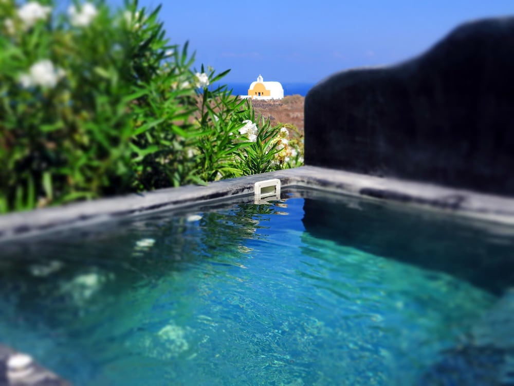 Oia Sunset Villas