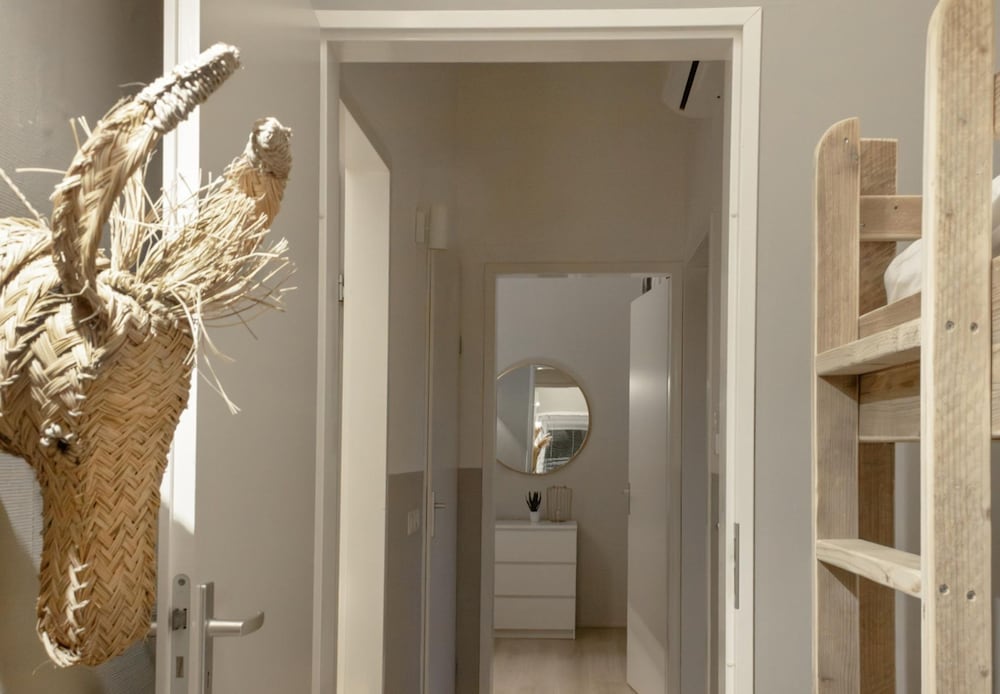 Holiday Home in Yn e Lijte With Water Sports