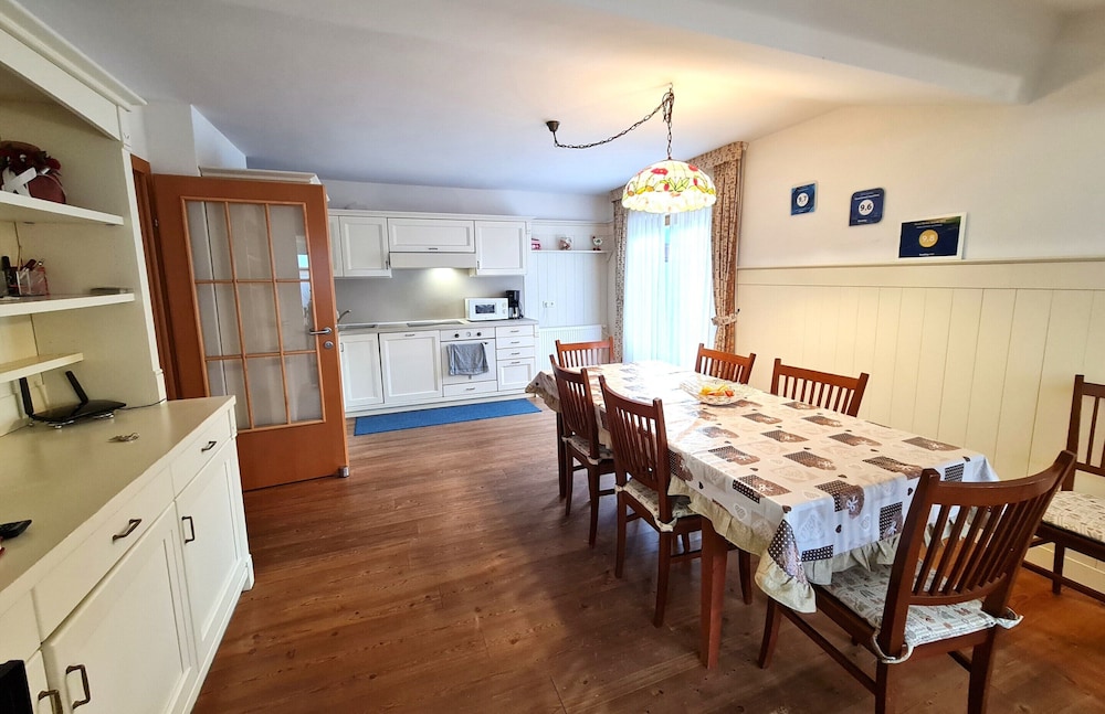 Wonderful Apartment With Views of the Slopes