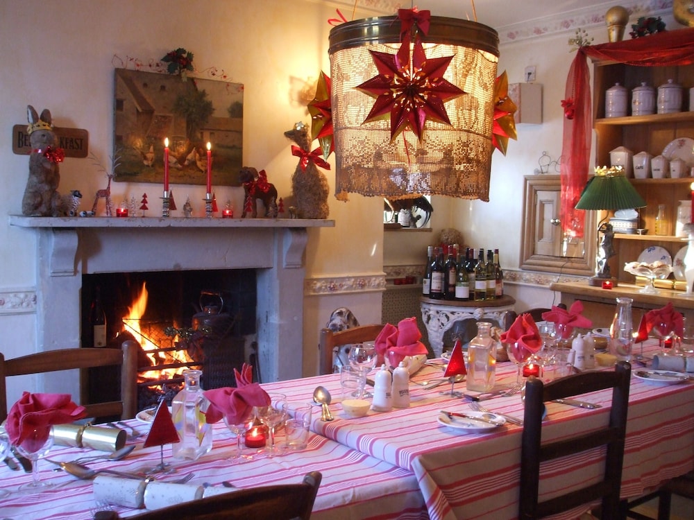 Fosse Farmhouse B&B and Holiday Cottages