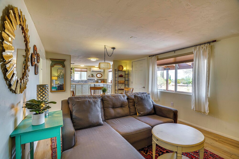 1 Acre, Home Office: Sierra Vista Gem 4 Mi to Dtwn