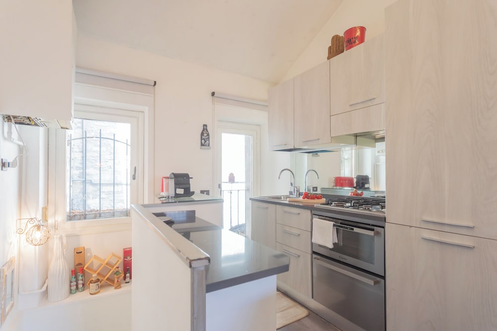 Pretty Studio in Old Town by Rent all Como