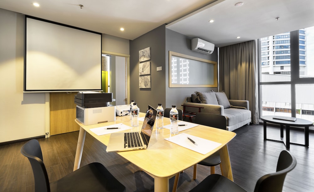 The Granite Luxury Hotel Penang 34