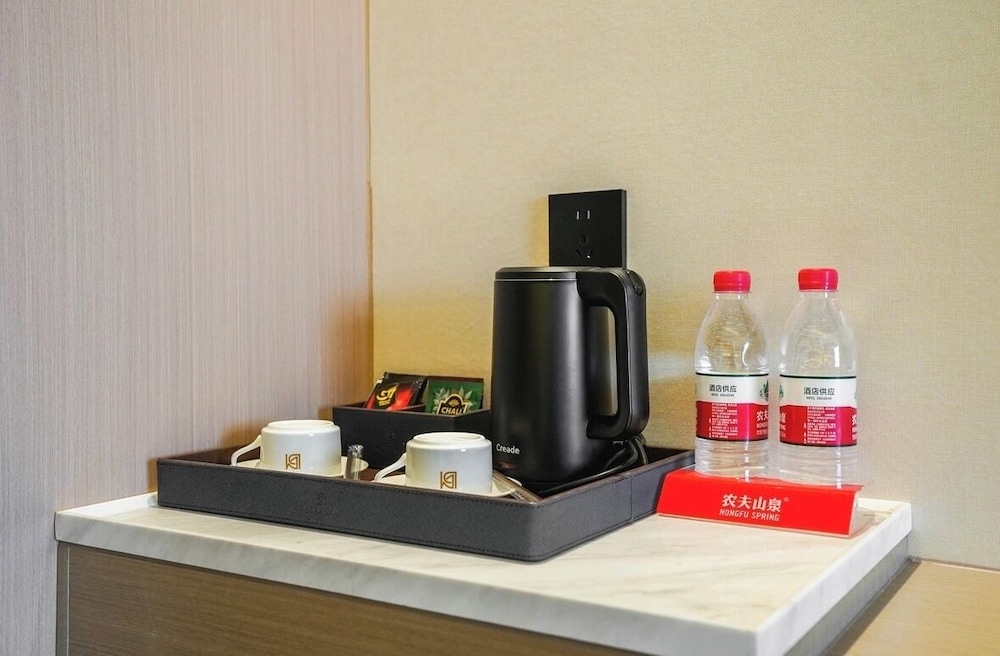 yi xuan hotel - bus station