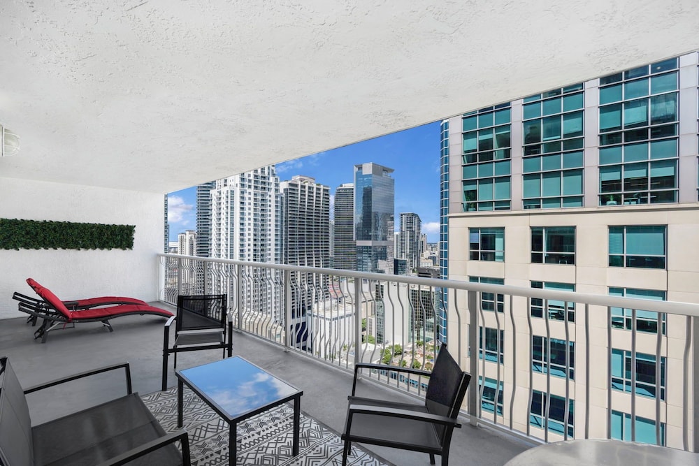 Stylish Apt in Prime Brickell Location