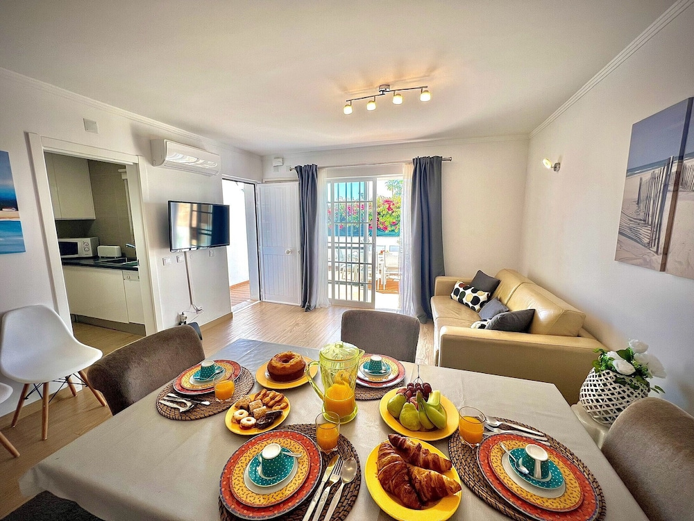 Vilamoura Eden Villa With Pool by Homing