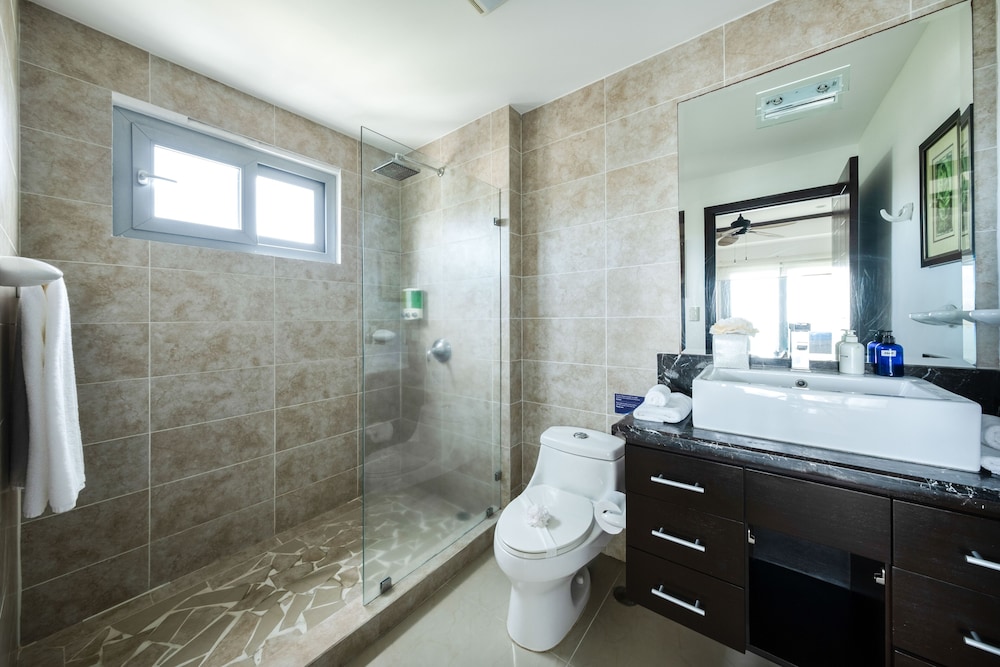 Best in Jaco Diamante del Sol Condos