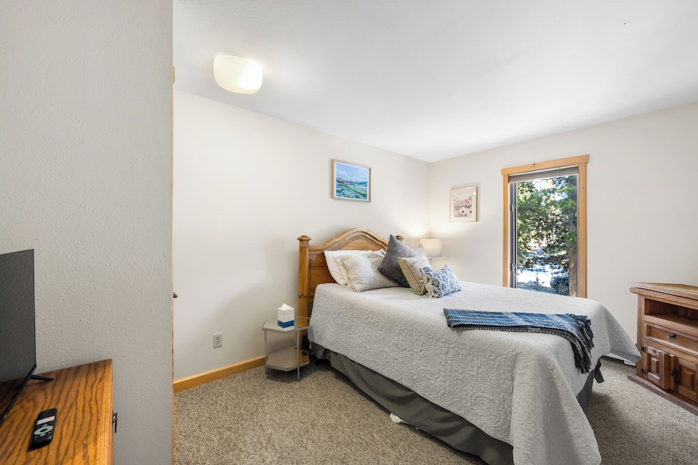 11 Appaloosa Court