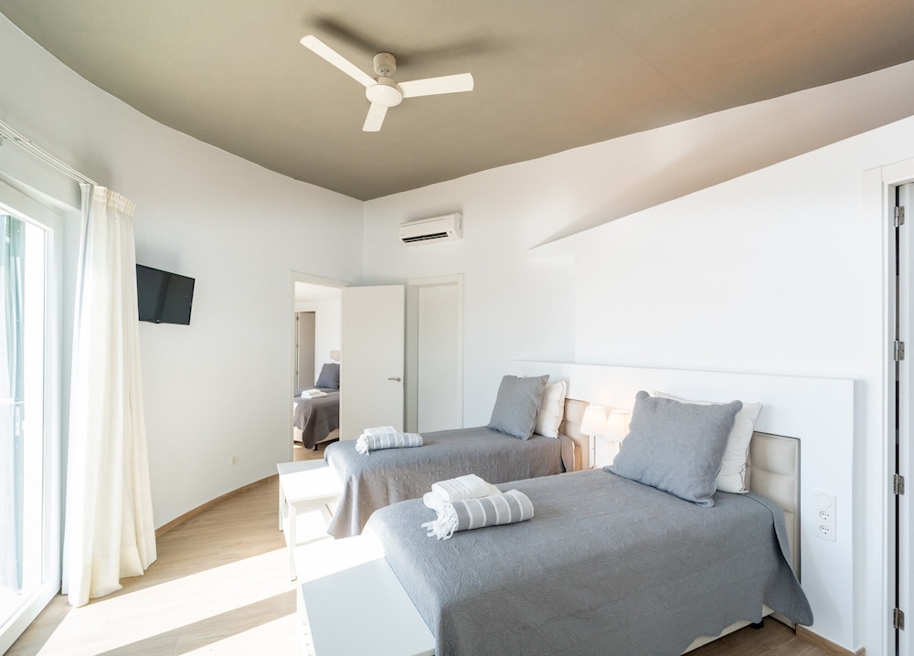 Villa Gaudina - Villa With Private Pool. Free Wifi