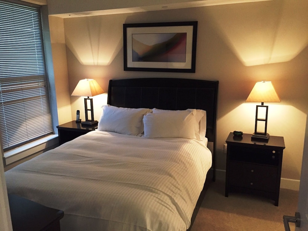 Weichert Suites at the West End