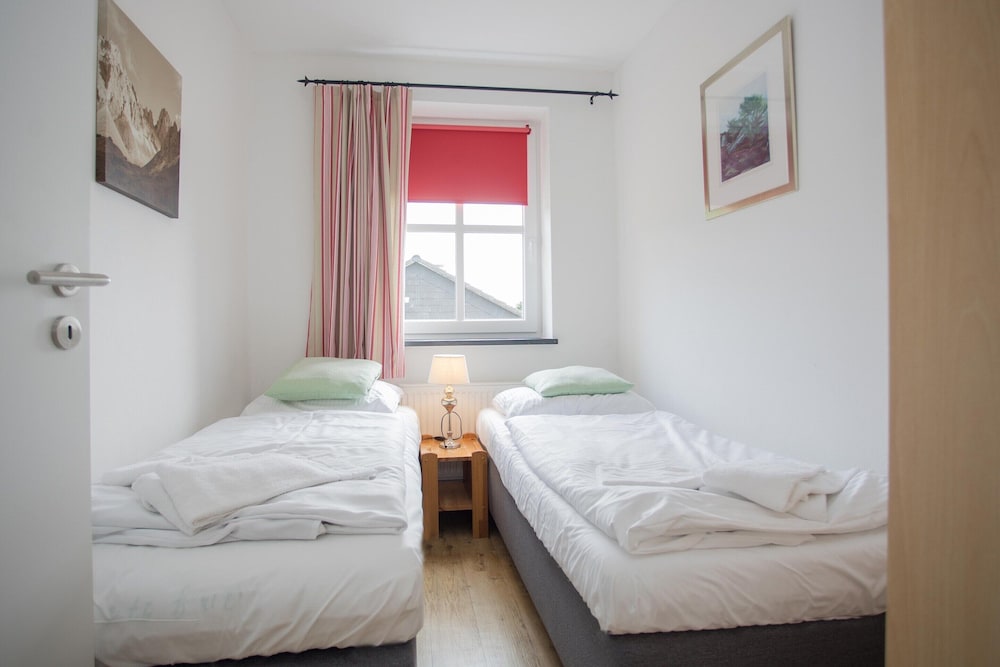 Ferienwohnung mit Aussicht, Neuastenberg