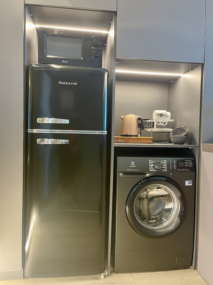 Carmel Holiday Apartments