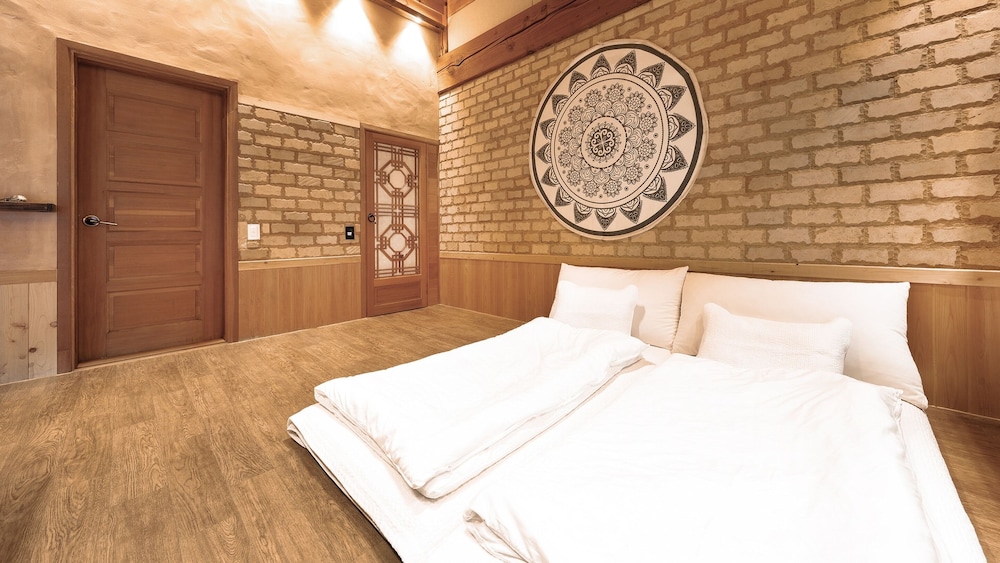Yangpyeong Agni Choshi Mae Hanok Stay