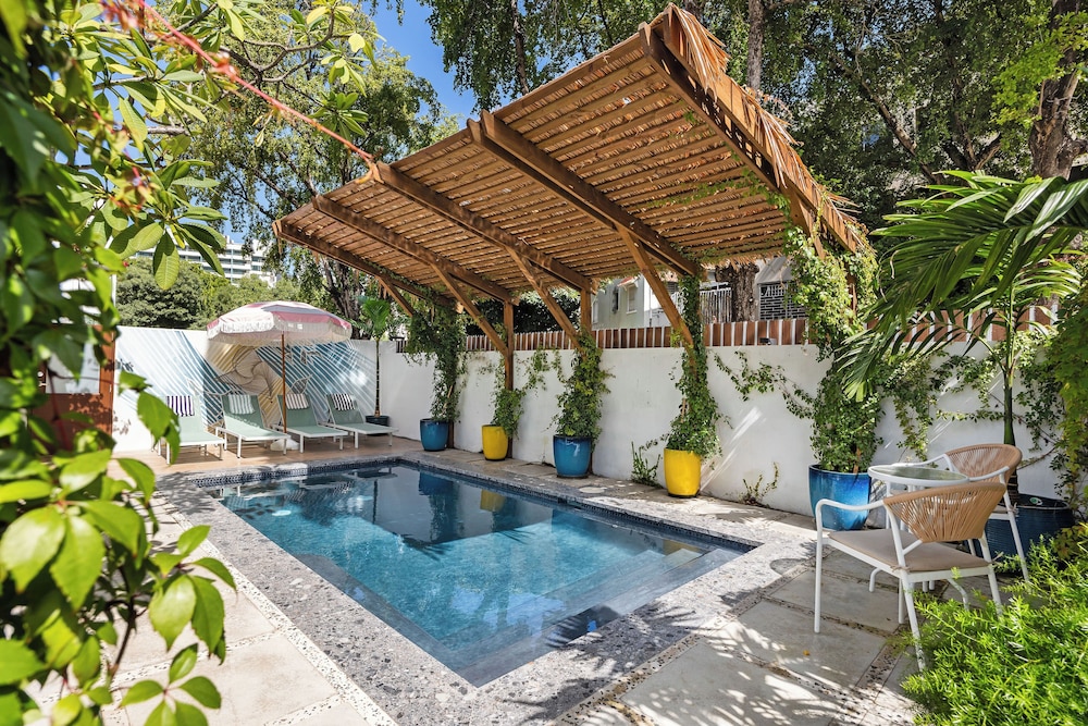 Condado Flat Swimming Spot Garden Haven