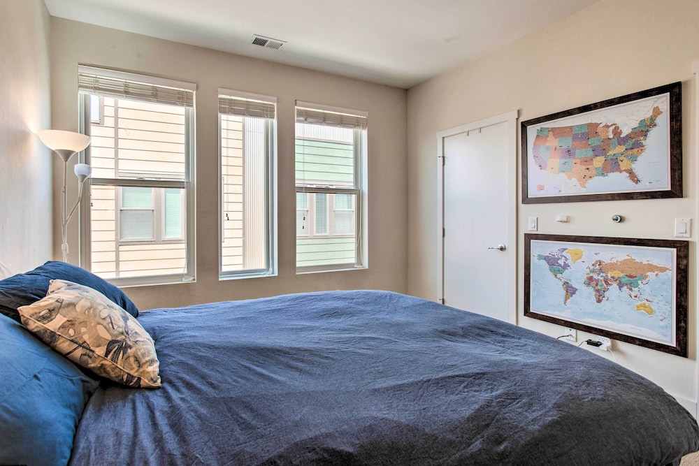 Denver Vacations - Denver Abode w/ Rooftop Deck  City Views - Property Image 2