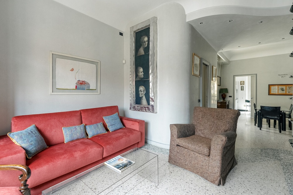 Stylish 1 br Close to Duomo