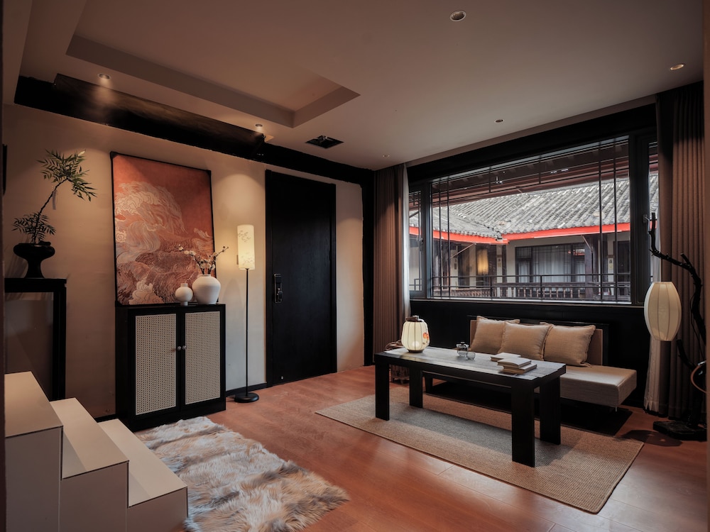 Lijing Yunman Mushanxue lnn