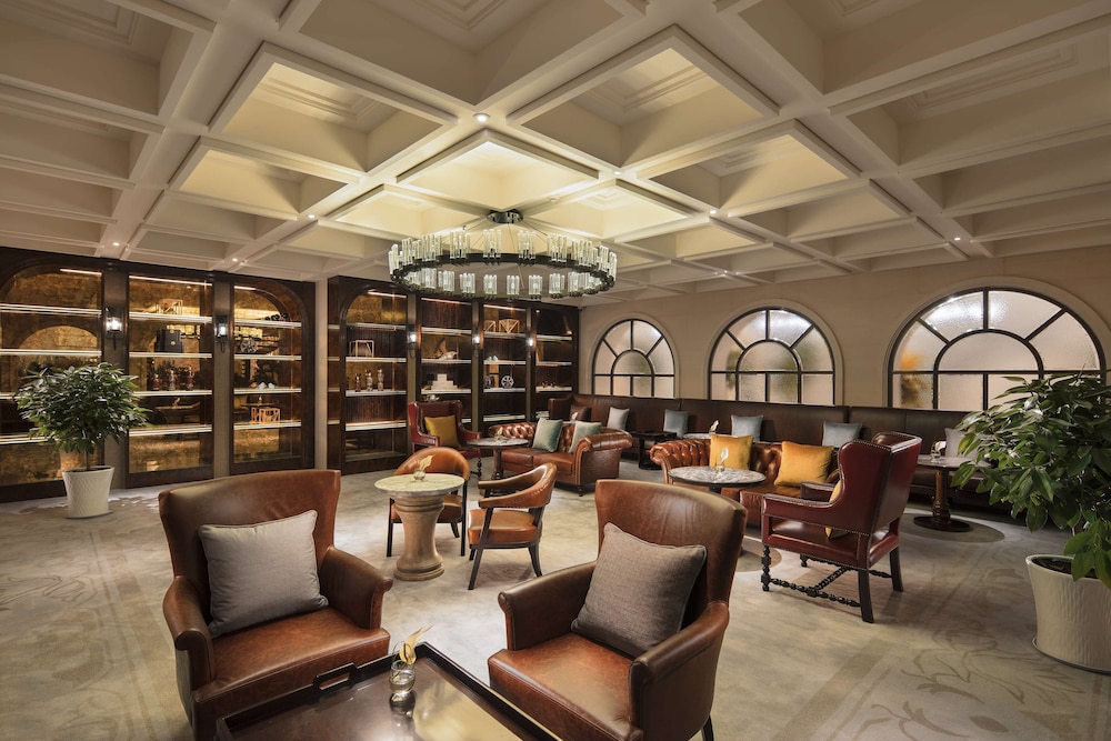 Hilton Dalian Golden Pebble Beach Resort