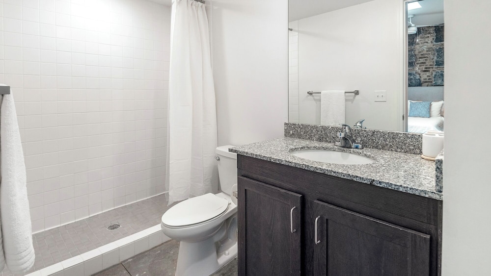  Landing Furnished Apartments Downtown Memphis