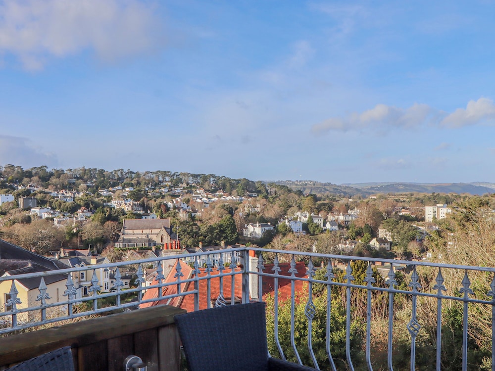 Flat 3 Channel View