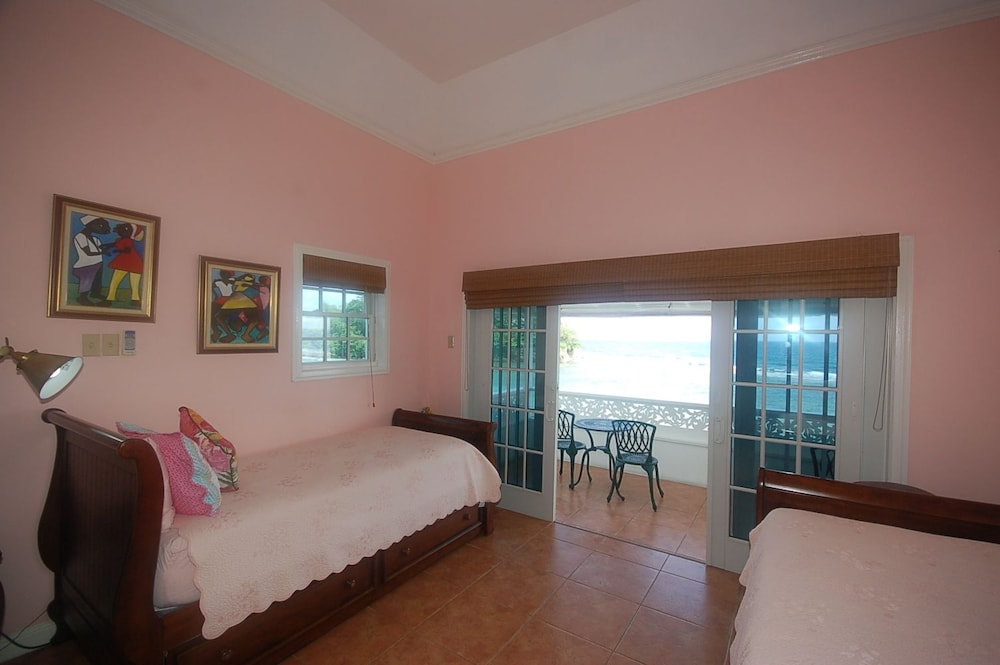 San Bar 6BR by Jamaican Treasures