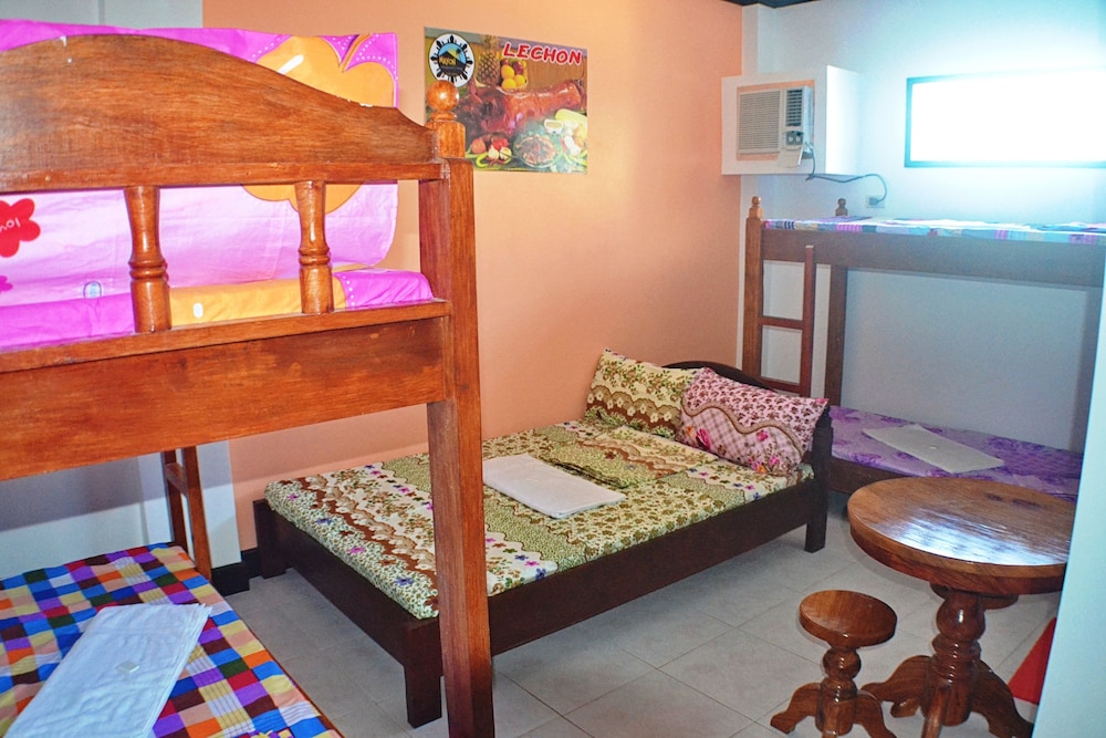 Mayon Backpackers Hostel