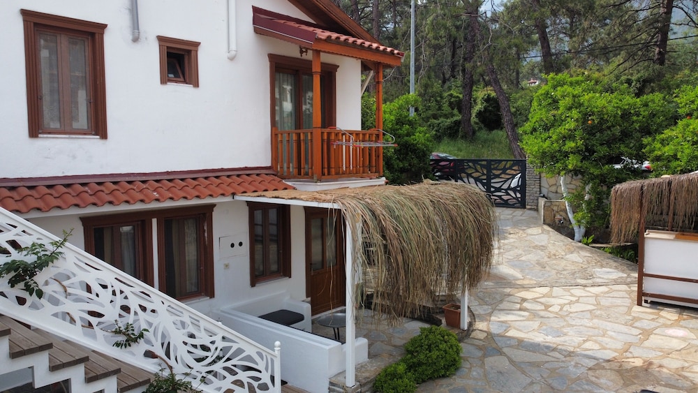 Tomsan Villas Akyaka view 5