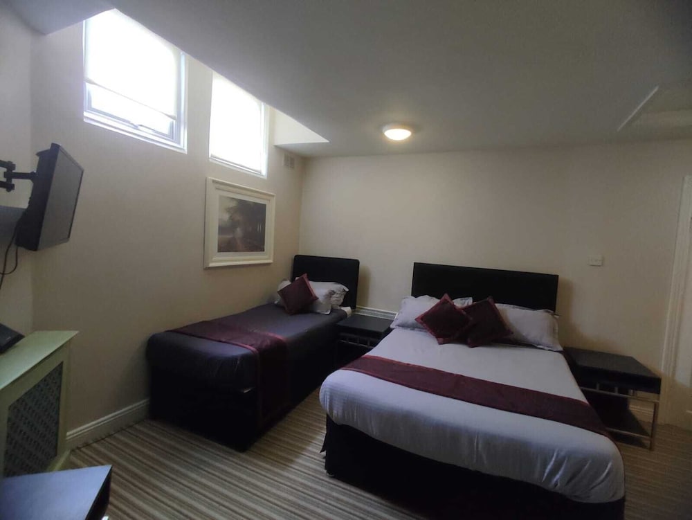 Double Bedroom Studio