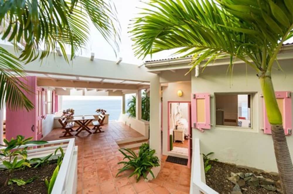 White Bay Villas and Beach Club