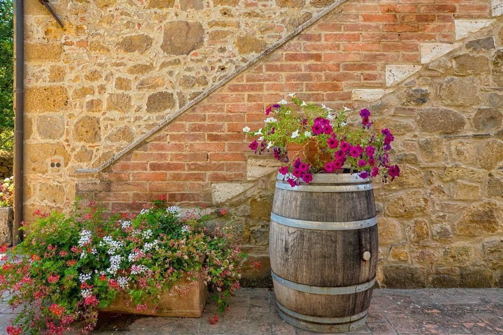 Castello di Spedaletto