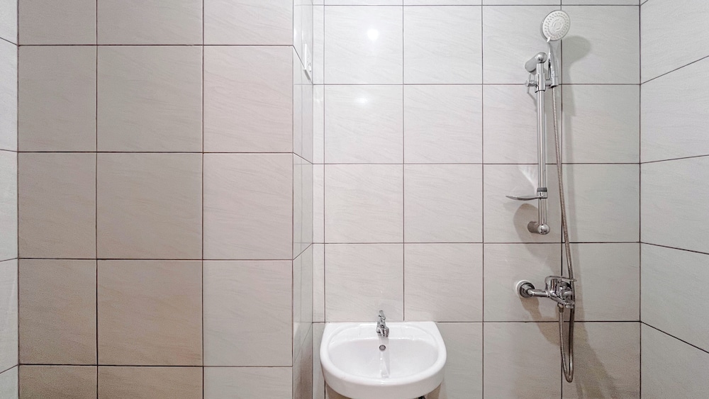 Comfortable Studio Room Apartment (No Kitchen) At Bandaraya Tallasa City Makassar