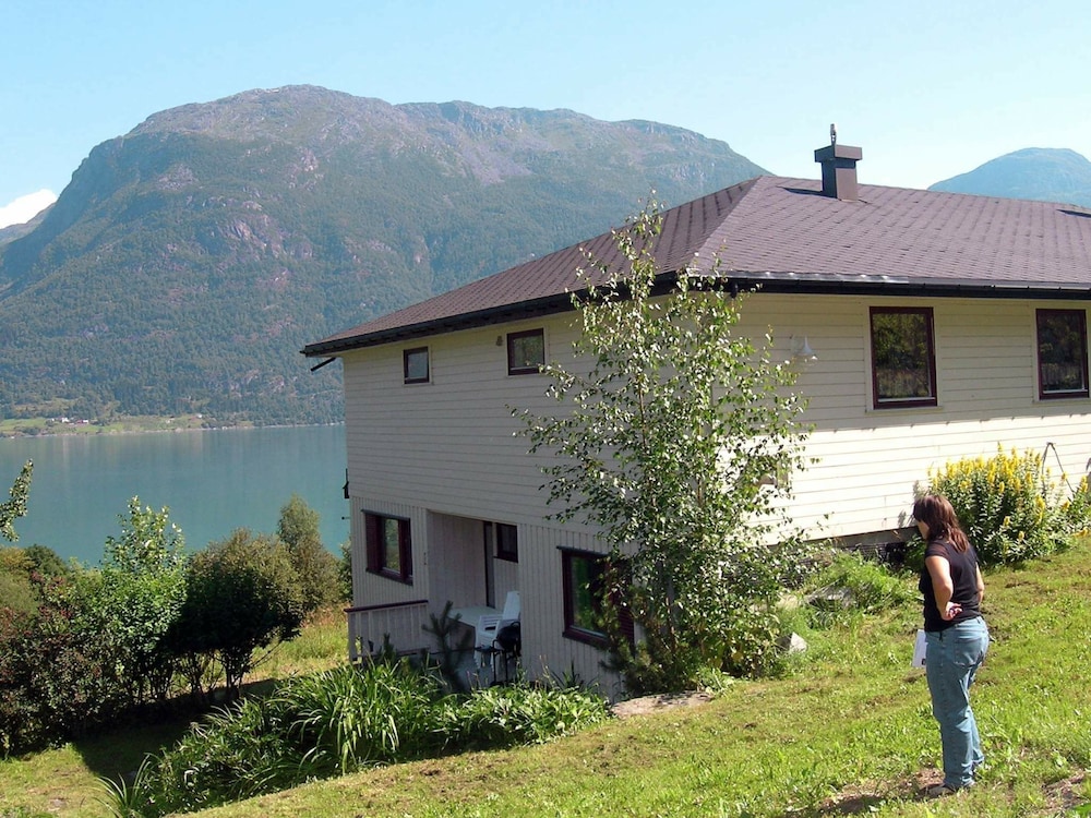 Photo 25