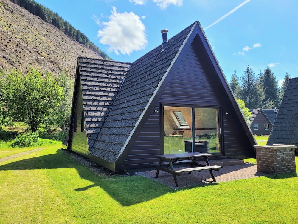 Lodge 2 - Inglewood Lodge