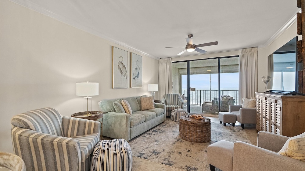 Pelican Pointe #1003 by Southern Vacation Rentals