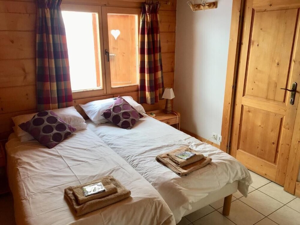 Mountain Chalet view 5