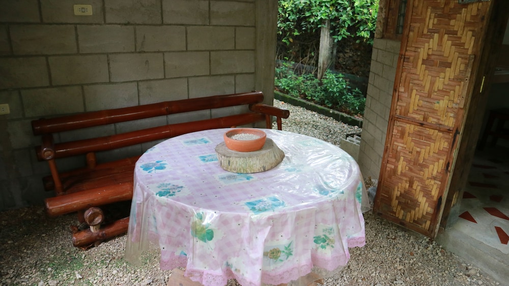 Hambilica Ecolodge