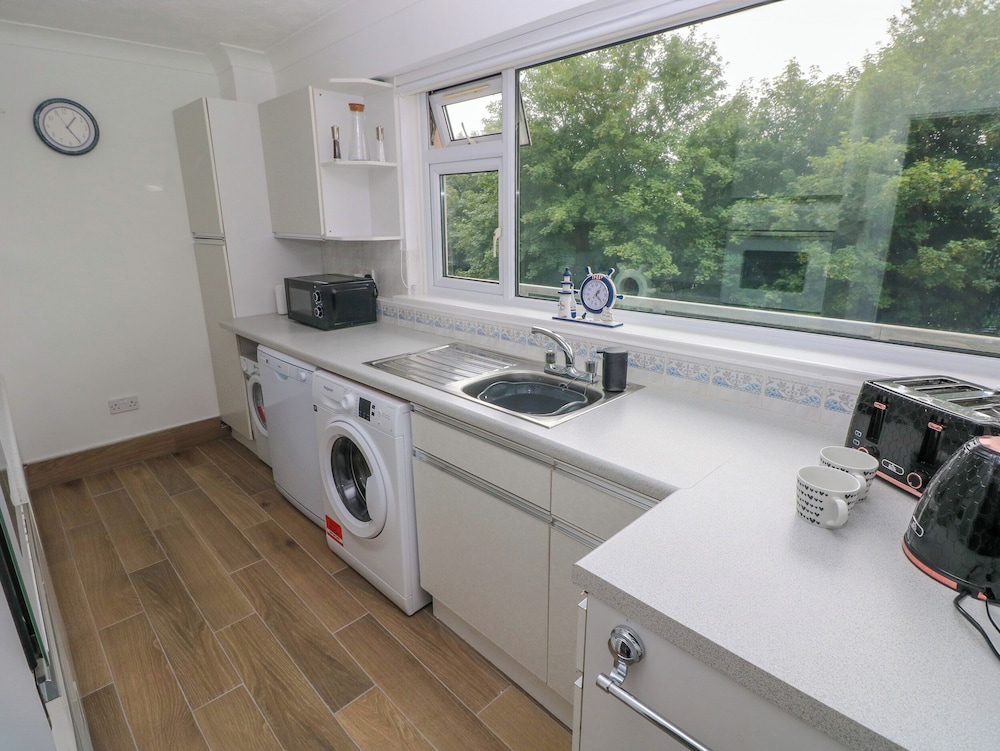 34 Croft Court
